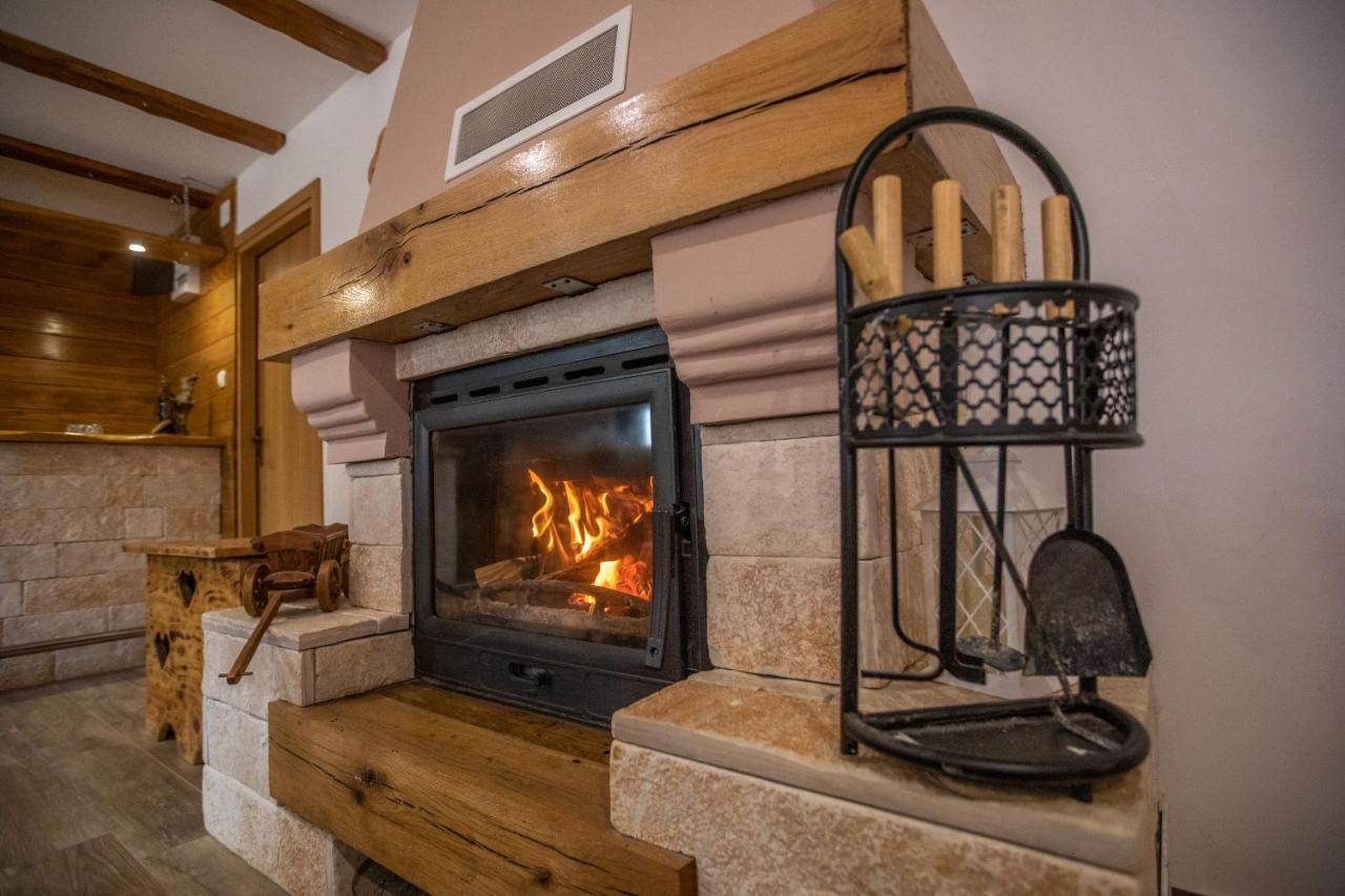 Apartmani Lara Modrus-Kuca Za Odmor Exterior foto