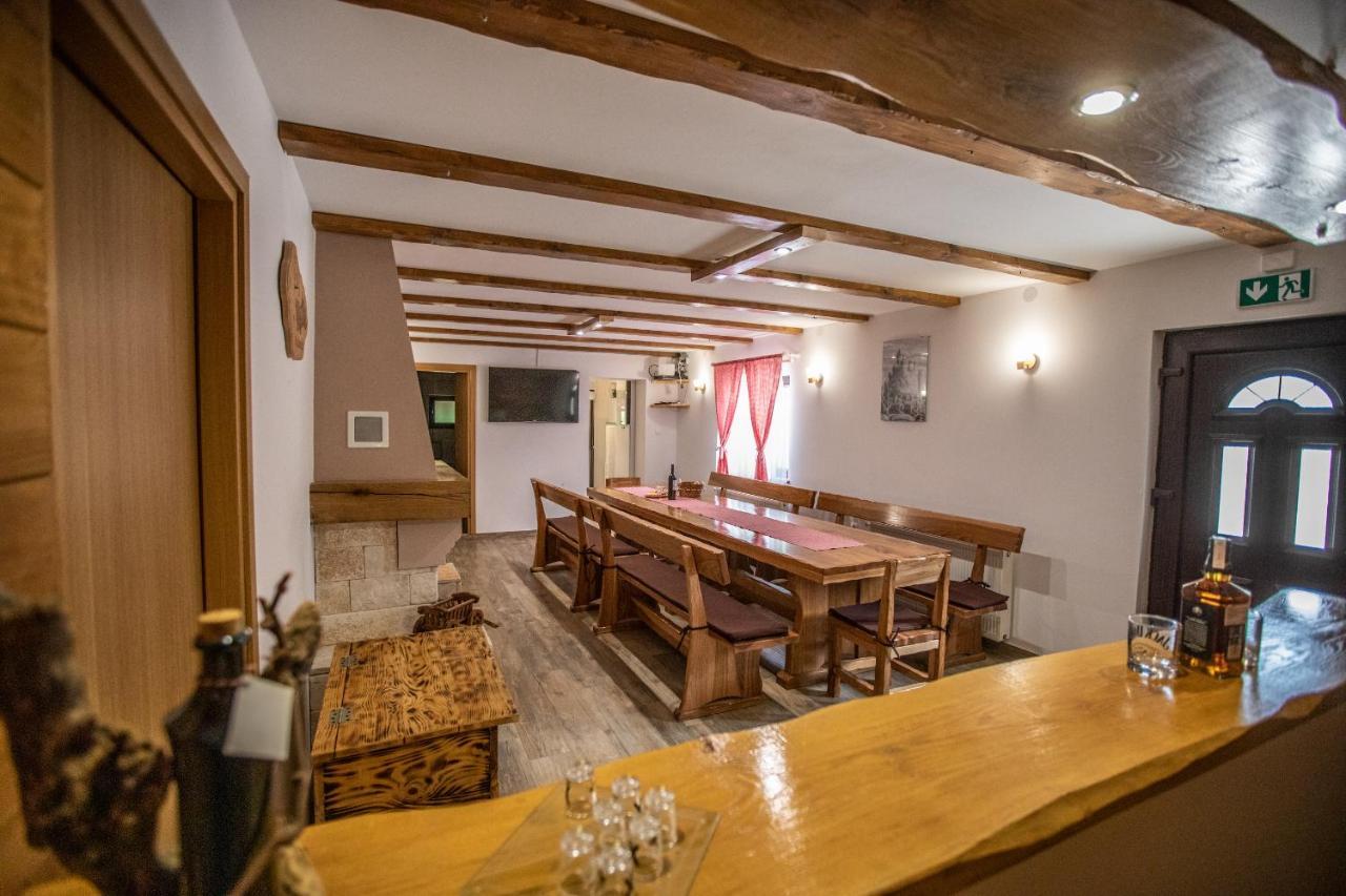 Apartmani Lara Modrus-Kuca Za Odmor Exterior foto